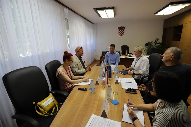 Slika /02_vijesti/2022/07/Casnik za vezu RA II.JPG